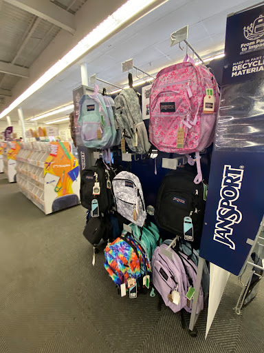 Office Supply Store «Staples», reviews and photos, 933 Montgomery Ave, Narberth, PA 19072, USA