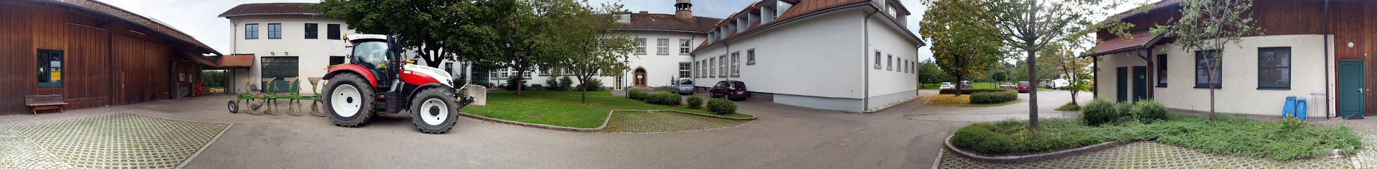 Landwirtschaftliche Berufsschule und Fachschule Burgkirchen