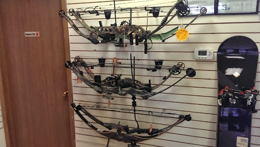 Pawn Shop «GNT Jewelry and Loan Kenosha Pawnshop», reviews and photos, 7944 Sheridan Rd #3, Kenosha, WI 53143, USA