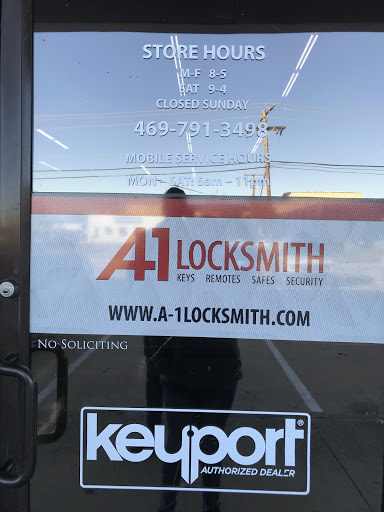 Locksmith «A-1 Locksmith - Addison», reviews and photos, 2001 Midway Rd #110, Carrollton, TX 75006, USA