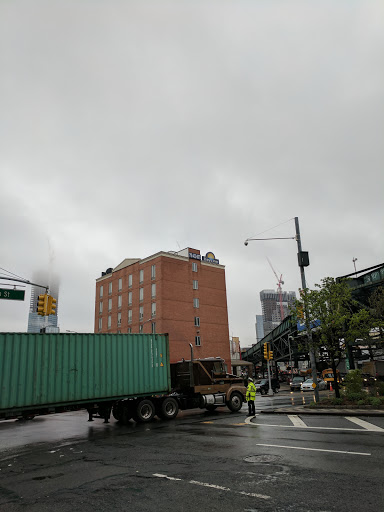 Performing Arts Theater «LaGuardia Performing Arts Center», reviews and photos, 31-10 Thomson Ave, Long Island City, NY 11101, USA