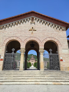 Cimitero Monumentale di Predappio Strada Provinciale del Rabbi, 47016 Predappio FC, Italia