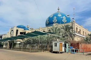 Al Moosawi Grand Mosque image