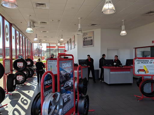 Tire Shop «Discount Tire Store - Clarksville, TN», reviews and photos, 1111 Merchants Blvd, Clarksville, TN 37040, USA