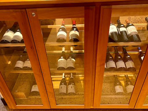 Wine Store «Spiritus Wines», reviews and photos, 220 Asylum St, Hartford, CT 06103, USA