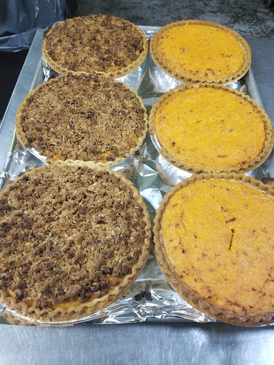 Caterer «Mobile Pig-Nic Catering», reviews and photos, 900 Commonwealth Pl, Virginia Beach, VA 23464, USA