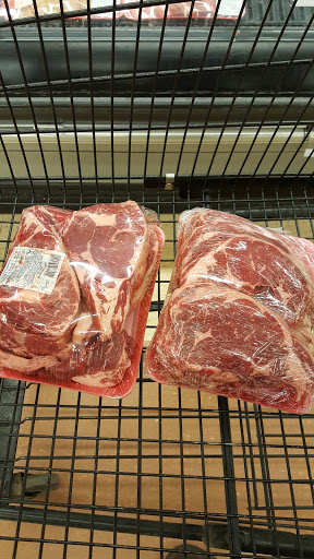 Grocery Store «Vinckier Foods», reviews and photos, 115 S Main St, Yale, MI 48097, USA