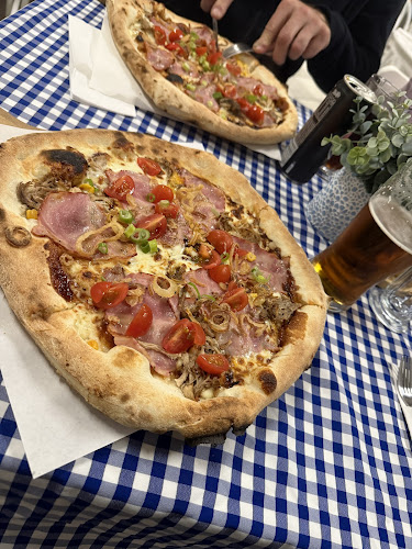 Poszarpani / Poszarpani Pizza i Przyjaciele - Restauracja