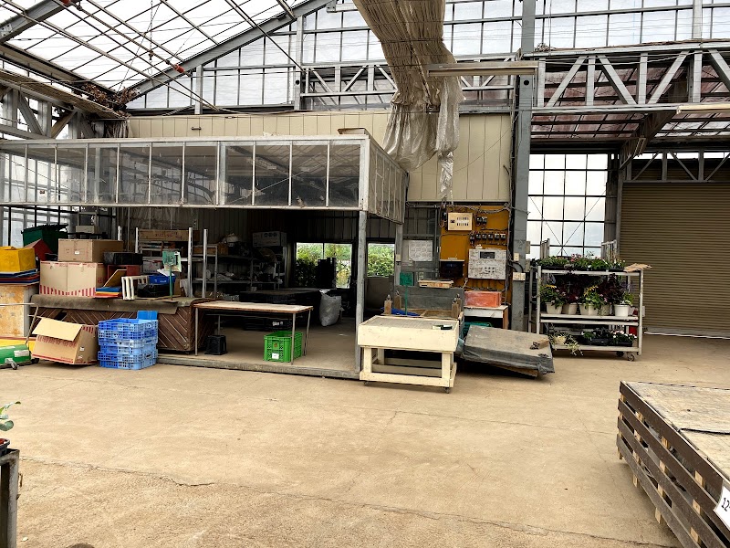 （有）テーブルガーデン篠原 (神奈川県横浜市緑区小山町 園芸センター) グルコミ