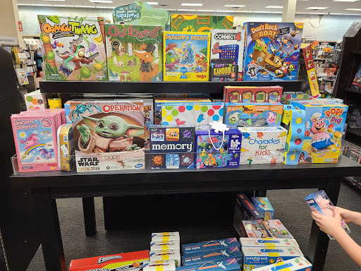 Book Store «Books-A-Million», reviews and photos, 839 Brandon Town Center Dr, Brandon, FL 33511, USA