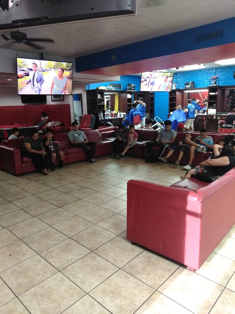 V D Barbershop 85204