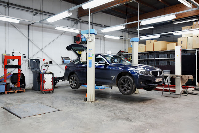 AutoRepairGroup.be Kortrijk: Duurzaam herstellen van uw autoschade openingstijden
