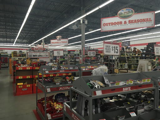 Home Improvement Store «Tractor Supply Co.», reviews and photos, 134 Bridge St, Pelham, NH 03076, USA