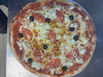 Photos du propriétaire du Pizzas à emporter Distributeur de pizza 24/24 DELICIA PIZZA à Montrond-les-Bains - n°2