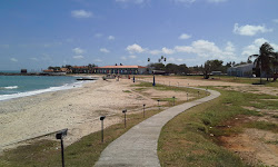 Photo de Kankesanthurai Beach avec rivage droit, long