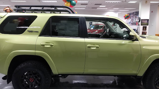 Toyota Dealer «Rivera Toyota of Mt. Kisco», reviews and photos, 325 N Bedford Rd, Mt Kisco, NY 10549, USA