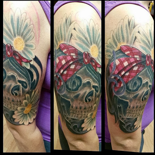 Tattoo Shop «Electric Anchor Tattoo Co.», reviews and photos, 820 Market St #100, Parkersburg, WV 26101, USA