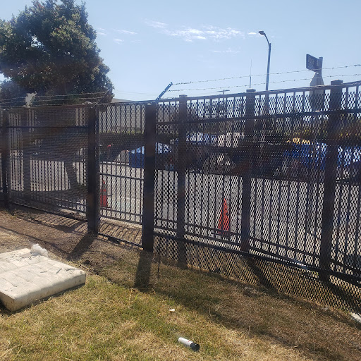 Self-Storage Facility «Public Storage», reviews and photos, 315 4th Ave, Venice, CA 90291, USA