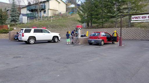 Higgins Ave Car Wash en Missoula