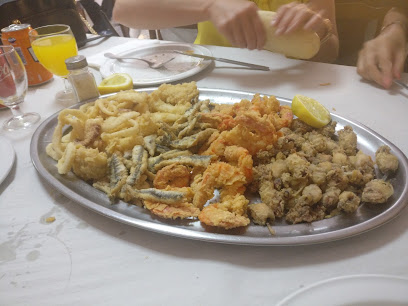 Hernández Tomillero Restaurante - C. Oquendo, 55, 11300 La Línea de la Concepción, Cádiz, Spain