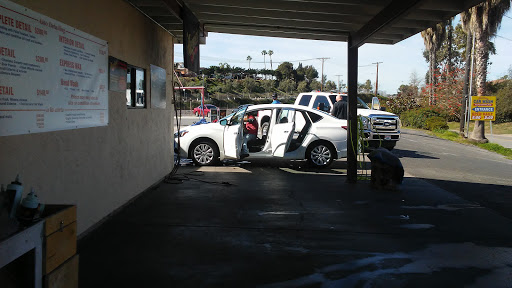 Romeo's Car Wash en Vista