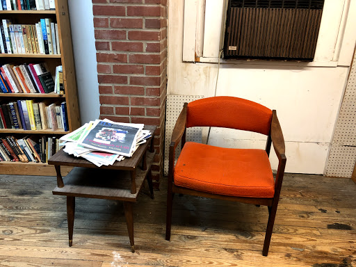 Used Book Store «Books Do Furnish a Room», reviews and photos, 1809 W Markham Ave, Durham, NC 27705, USA