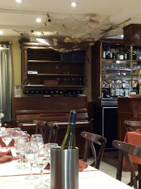 Atmosphère du Restaurant français Le Petit Baigneur à Cayeux-sur-Mer - n°8