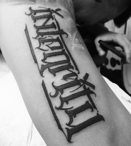 Tattoo Shop «Cali Soul Tattoo», reviews and photos, 4751 N Blackstone Ave, Fresno, CA 93726, USA