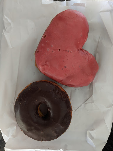 Donut Shop «Monterey Donut Shop», reviews and photos, 2440 Fremont St # 203, Monterey, CA 93940, USA