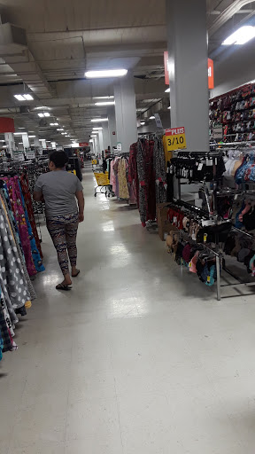 Clothing Store «Forman Mills», reviews and photos, 4411 N Market St, Wilmington, DE 19802, USA