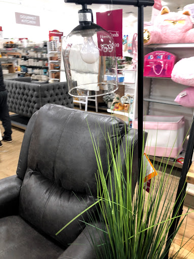 Department Store «HomeGoods», reviews and photos, 920 Springfield Rd, Union, NJ 07083, USA