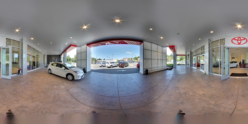 Toyota Dealer «Toyota of Lake City», reviews and photos, 13355 Lake City Way NE, Seattle, WA 98125, USA