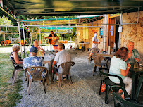 Atmosphère du Café Chabatz d'entrar à Les Salles-Lavauguyon - n°3