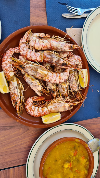 Restaurante Mogro Beach - Paseo Marítimo de Mogro, Nº 1, 39310 Mogro, Cantabria, Spain