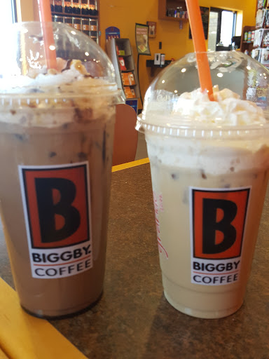 Coffee Shop «BIGGBY COFFEE», reviews and photos, 6123 Highland Rd a, Waterford Twp, MI 48327, USA