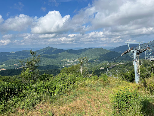 Ski Resort «Sugar Mountain Resort, Inc.», reviews and photos, 1009 Sugar Mountain Dr, Sugar Mountain, NC 28604, USA