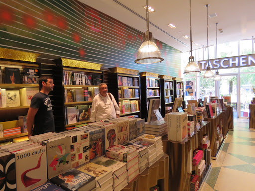Book Store «TASCHEN Store Miami», reviews and photos, 1111 Lincoln Rd, Miami Beach, FL 33139, USA