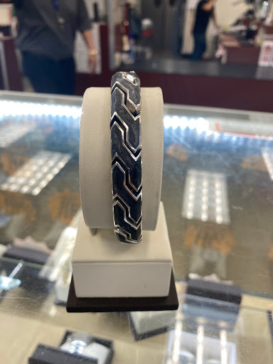 Pawn Shop «Westheimer Pawn», reviews and photos, 8078 Westheimer Rd, Houston, TX 77063, USA