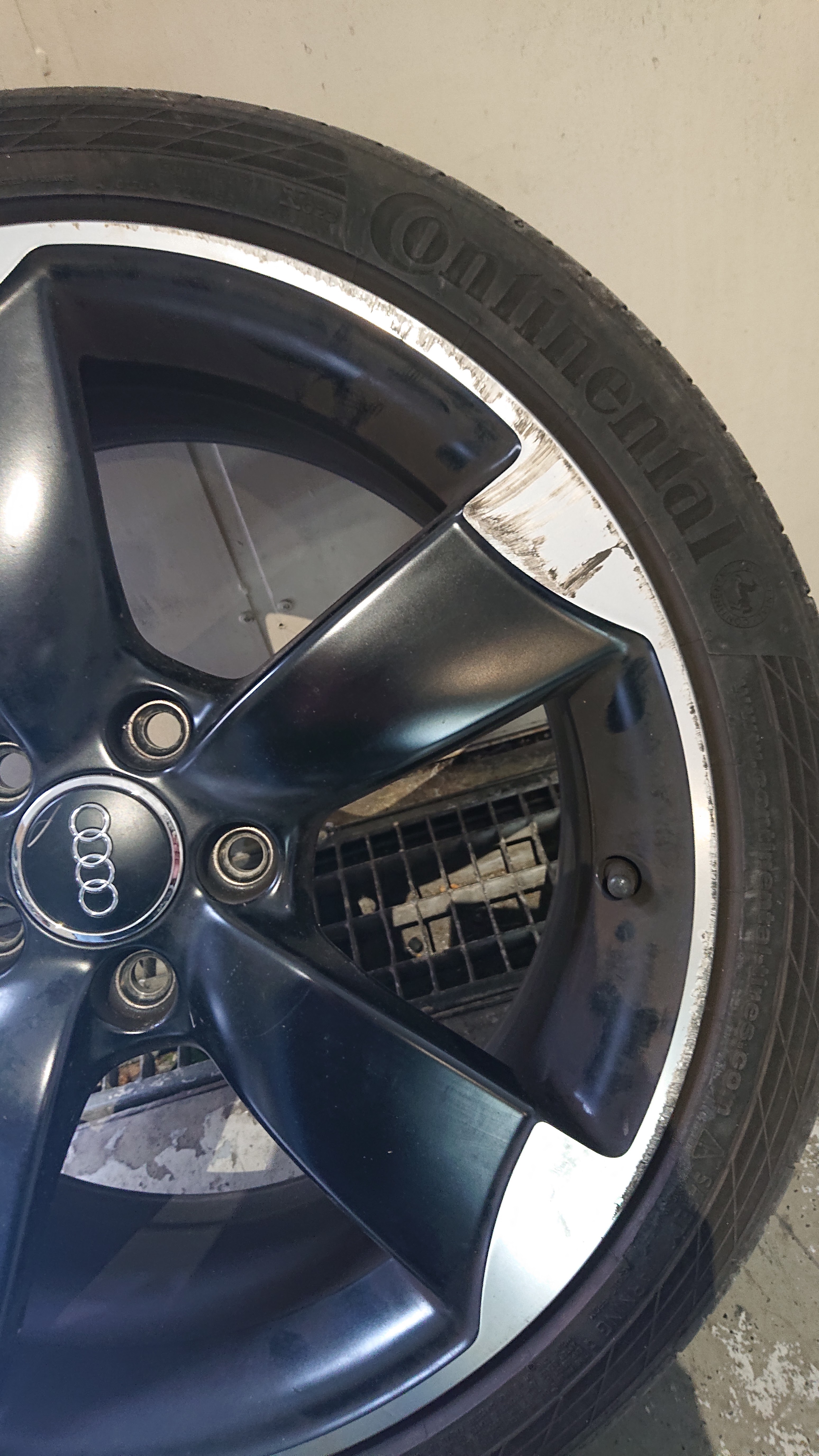 Photo n° 1 de l'avis de Brico.a fait le 23/05/2019 à 09:57