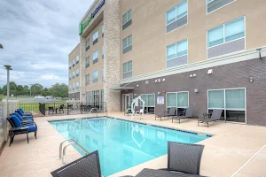 Holiday Inn Express & Suites Fort Mill, an IHG Hotel image
