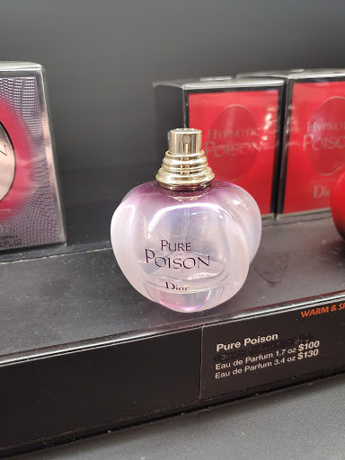 Cosmetics Store «SEPHORA», reviews and photos, 26 Southpark Center, Strongsville, OH 44136, USA