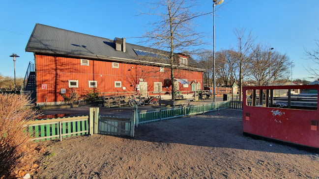 Recensioner om Björklunds Hage 4H-gård i Stockholm - Förening