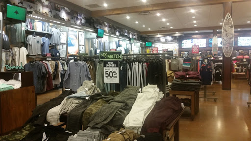 Clothing Store «Tillys», reviews and photos, 21001 North Tatum Boulevard, Phoenix, AZ 85050, USA