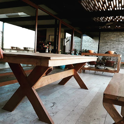Baúm Tienda Taller. Muebles