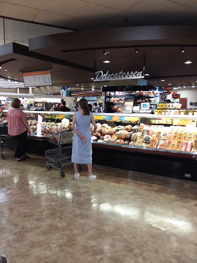 Grocery Store «Lunds & Byerlys Golden Valley», reviews and photos, 5725 Duluth St, Golden Valley, MN 55422, USA
