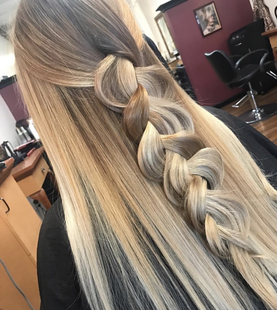 Vanity Hair Studio 12603