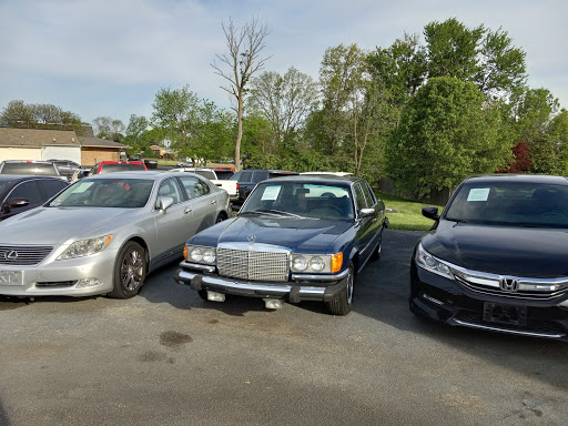 Used Car Dealer «luxury imports auto sales», reviews and photos, 7456 Burlington Pike, Florence, KY 41042, USA