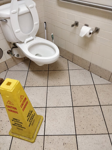 Bakery «Krispy Kreme Doughnuts», reviews and photos, 511 Moosic St, Scranton, PA 18505, USA