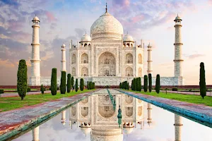Taj Mahal Agra -Tour Guide By Imran Khan 🇮🇳 Department of Tourism /government of India/incredible India image