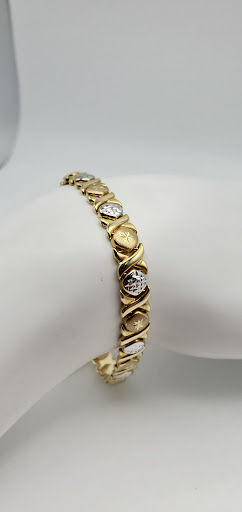 Jeweler «Velazquez Jewelers», reviews and photos, 3544 W 26th St, Chicago, IL 60623, USA